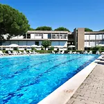 Isstravel, Homes With Common Swimming-pool From 400 To 900 Mt From The Sea