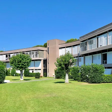 Isstravel, Homes With Common Swimming-pool In From 400 To 900 Meters From The Sea